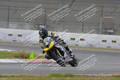media/Oct-15-2022-Fastrack Riders (Sat) [[9a18b22502]]/Level2/Turn 9 1130am/
